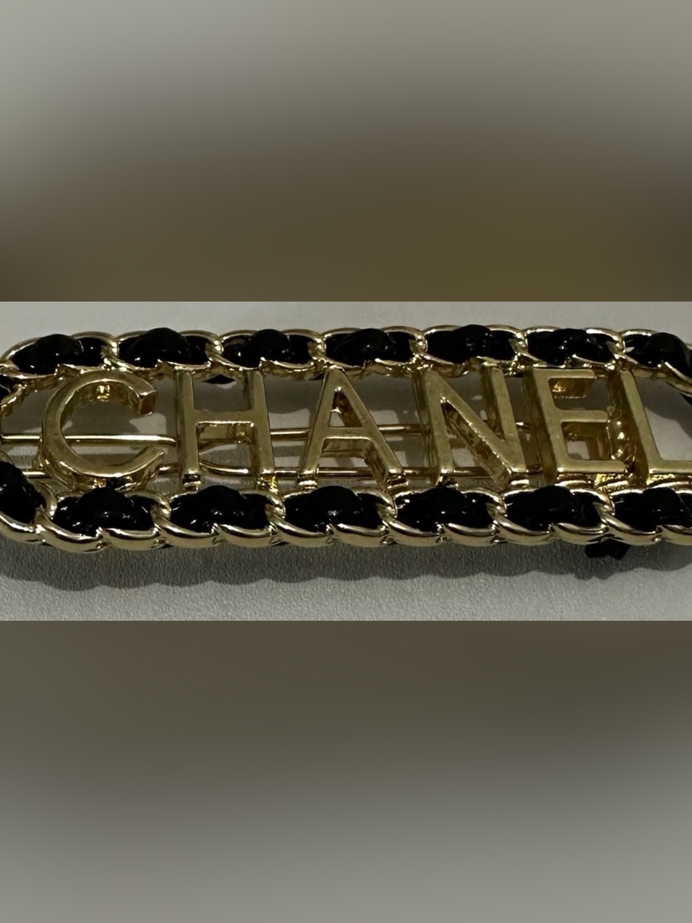 Fashion Jewelry Gold and Black Chain-Link Hair Clip
